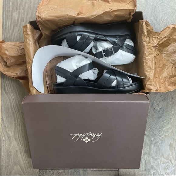 Patricia Nash Leila Wedge Sandals - Black size 9.5 NWB - Picture 17 of 17